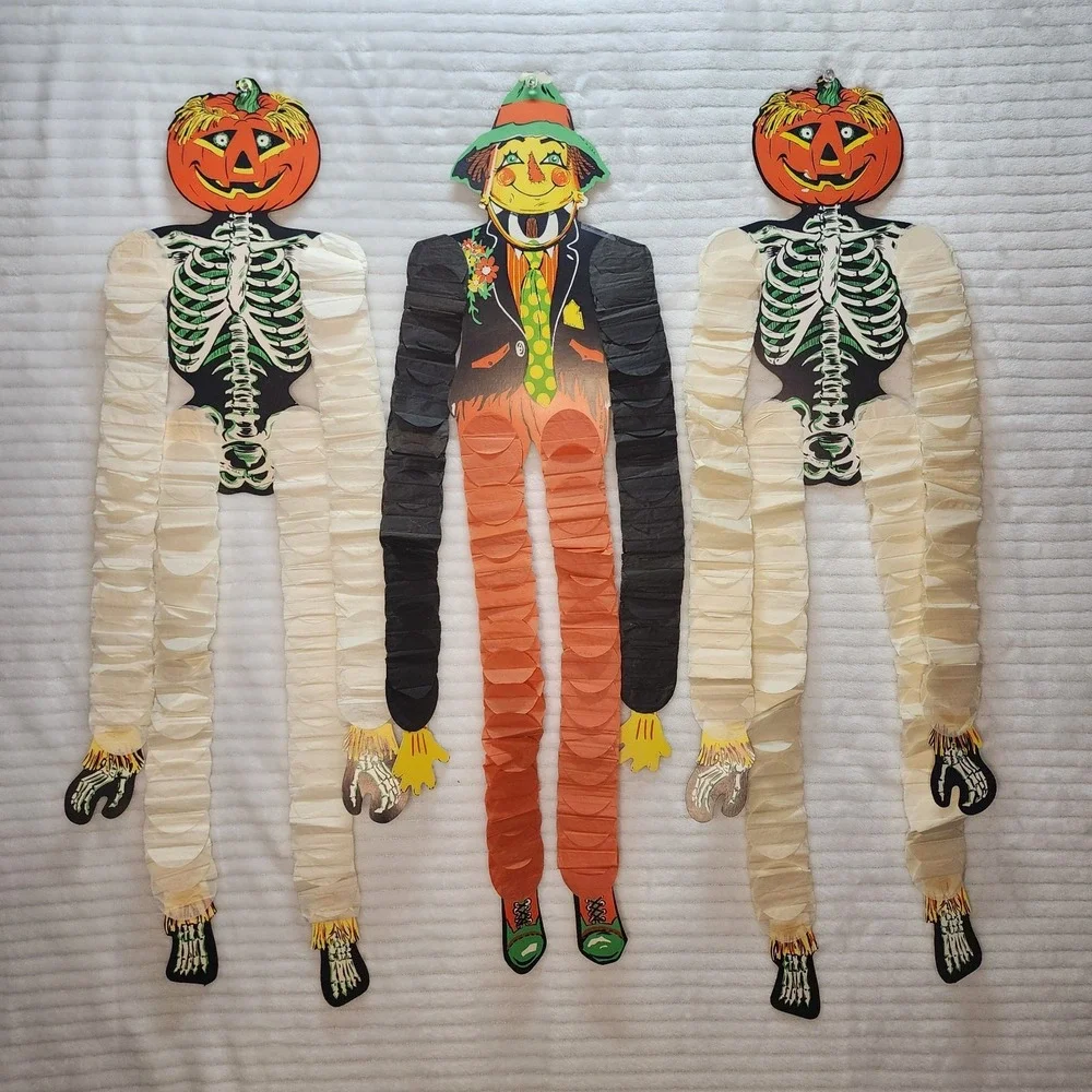 Vtg 1960s Beistle 3 Halloween Action Dancers  24